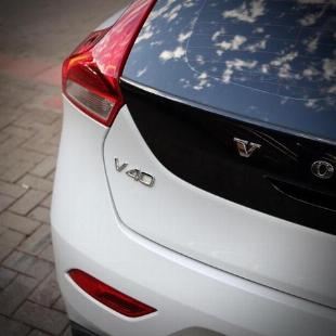 VOLVO V40 2.0 T4 KINET 2019