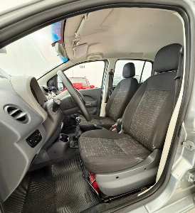 Fiat Uno Vivace 1.0 Flex Completo