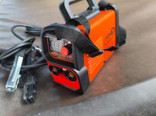 MÁQUINA SOLDA INVERSORA BIVOLT AUTOMÁTICA 127/220V 200 AMPERES