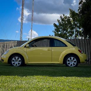 New Beetle 2.0 Amarelo