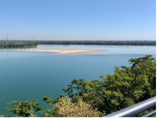 CASA EM ROSANA/SP RIO PARANÁ