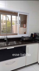 Vendo cozinha planejada usada, 100% MDF reforcado em ótimas condições. Tenho video dele montado!
