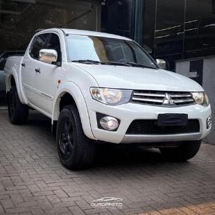 MITSUBISHI L200 TRITON 2.4 HLS 2015