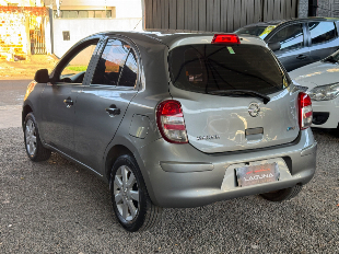 Nissan March 1.0 S