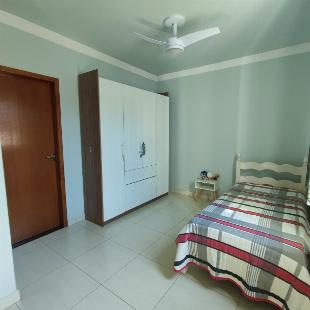 Linda Casa assobradada