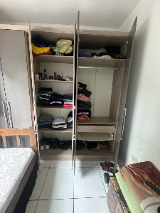 Doação Guarda Roupa e Cama