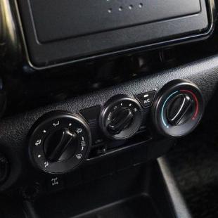 TOYOTA HILUX CHLSTM4FD 2017