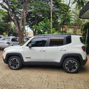 JEEP RENEGADE THAWK AT D 2016