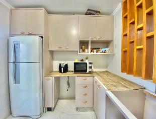 OPORTUNIDADE DE CASA SEMI MOBILIADA COM 05 SUÍTES NO JARDIM REAL