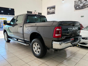 Ram 2500 Laramie 6.7 Diesel 4x4 Cabine Dupla