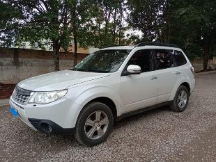 Vende-se veículo Subaru Forester, ano 2011, com 58.000km originais de fábrica