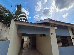 VENDE SE CASA EM MARINGA