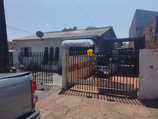 Duas casas no terreno/Comercial R$-235.000