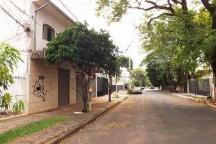 VENDE-SE SOBRADO COMERCIAL RUA SÃO SILVESTRE ZONA 07