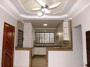 ALUGA-SE BELA CASA VILA MORANGUEIRA PROX. SANEPAR