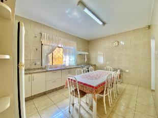 EXCELENTE CASA SEMI MOBILIADA NA ZONA 05