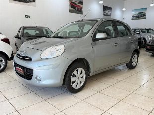 Nissan March S 1.0 Flex Economico *-baixo km*