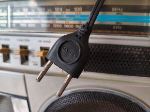 RÁDIO SANYO BOMBOX  FM/AM E TOCA-FITAS