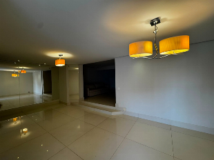 CASA A VENDA NA ZONA 04