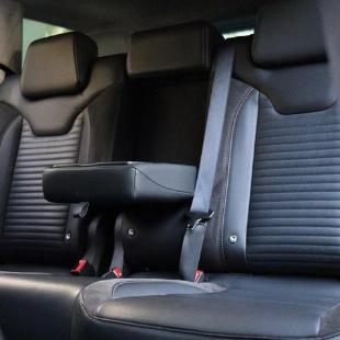 JEEP COMMANDER LIM T270 2023