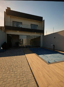 SOBRADO JARDIM INLATERRA COM PISCINA