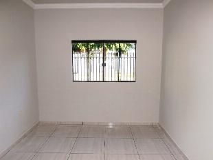 ALUGA-SE CASA JD. ALVORADA PRÓX. PRAÇA FARROUPILHA