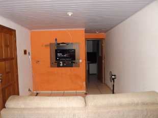 VENDE-SE 2 CASAS NO TERRENO JD ALVORADA PROX. PRAÇA SÃO VICENTE