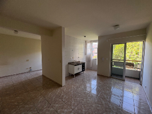 Kitnet para Locação ou Venda na Zona 7 Próxima à UEM – Maringá/PR