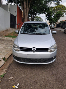 VW FOX PRIME 1.6 FLEX 2011 - COMPLETO, ECONÔMICO E ESPAÇOSO