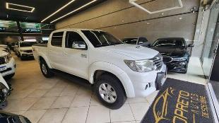 TOYOTA HILUX CD4X4 SRV 2015