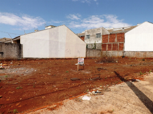 VENDE-SE EXCELENTE TERRENO DE ESQUINA JD OURO VERDE III. SARANDI