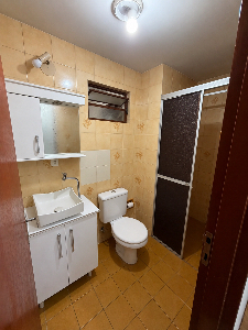 03 quartos e 01 banheiro - Apartamento