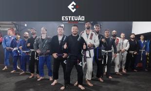 AULAS DE JIU-JITSU