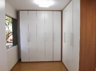 VENDE-SE LINDO APTO ED. SANT LOUIS ZONA 07