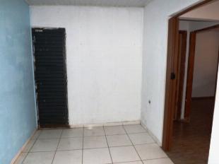 ALUGA-SE 2 CASAS NO TERRENO JD PARAISO
