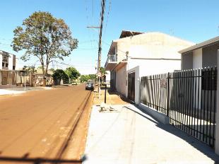 ALUGA-SE CASA JD UNIVERAL SARANDI PR