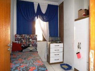 VENDE-SE CASA PQUE RES TUIUTI BOA LOCALIZAÇÃO