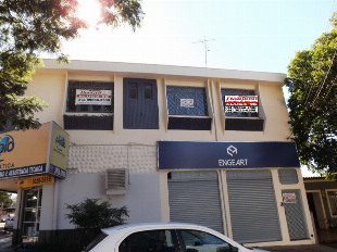 Imagem do anuncio ALUGA-SE APTO SOBRE LOJA. COMERCIAL OU RESIDENCIAL. AV. PEDRO TAQUES Nº 1350. EM FRENTE A SANEPAR