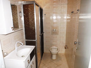 ALUGA-SE CASA JD NOVO OASIS PRÓX. AV. GUAIAPÓ