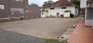 Loja Av. Brasil c/ estacionamento