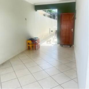 CASA JD. PARIS UM R$  360.000,00