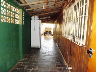 VENDE-SE CASA JD ALVORADA OU TROCA POR APTO (-) VALOR