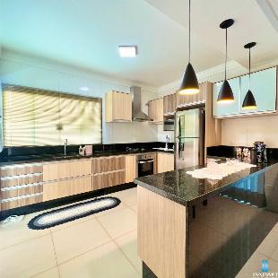 CASA DOS SONHOS EM CONDOMÍNIO OURO VERDE SARANDI, PR!