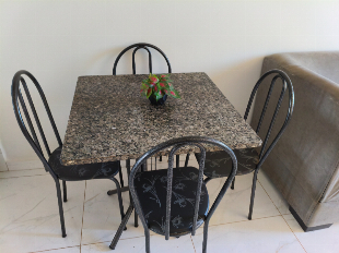 MESA DE MÁRMORE 4 CADEIRAS ( ENTREGA GRÁTIS )