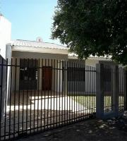 Casa  Jd. Imperial II
