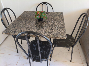 Imagem do anuncio MESA DE MÁRMORE 4 CADEIRAS ( ENTREGA GRÁTIS )