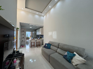 CASA NO JD. ITÁLIA