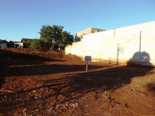 VENDE-SE EXCELENTE TERRENO COMERCIAL NO CENTRO DE FLORESTA