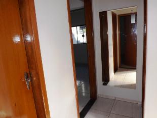 ALUGA-SE CASA JD. ALVORADA PRÓX. PRAÇA FARROUPILHA