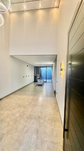 Linda Residência Maringá com 2 Suítes + 1 quarto.